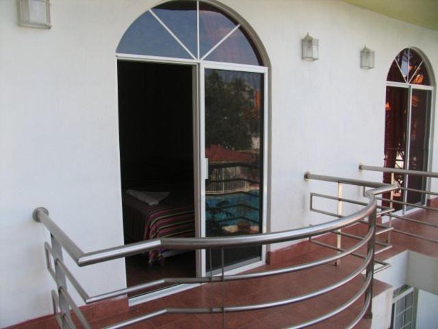 Hotel Y Suites Bugambilias Rincon de Guayabitos Exterior photo