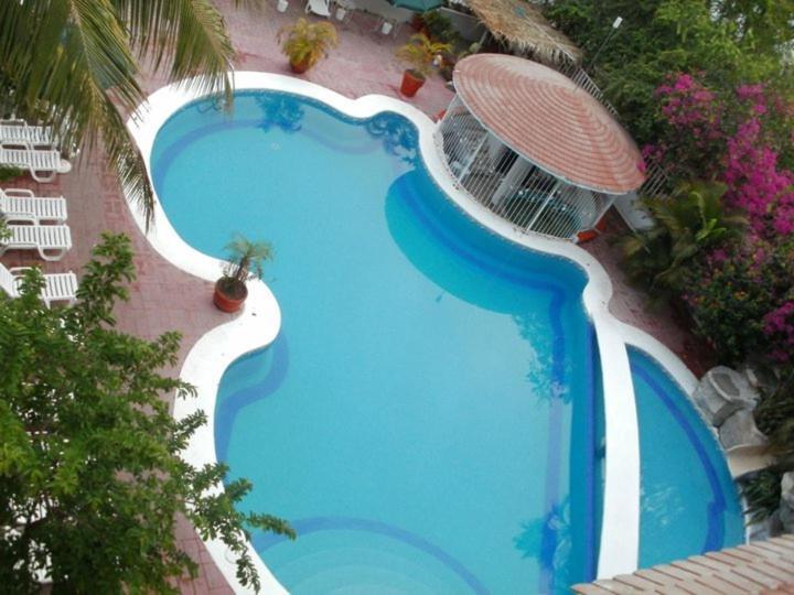 Hotel Y Suites Bugambilias Rincon de Guayabitos Exterior photo
