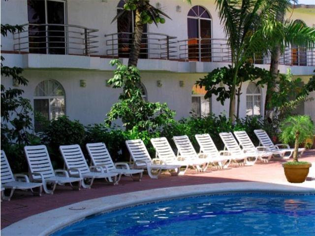 Hotel Y Suites Bugambilias Rincon de Guayabitos Exterior photo